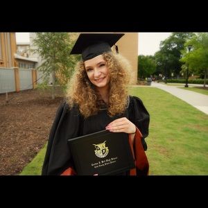 Meet your Posher, Skylar